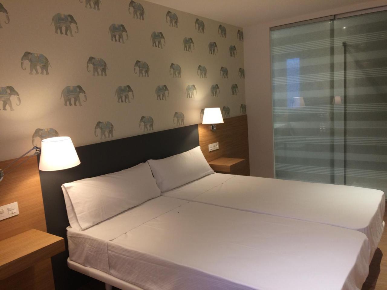 Denike Grupo Atalaia Hotel Сантяго де Компостела Екстериор снимка