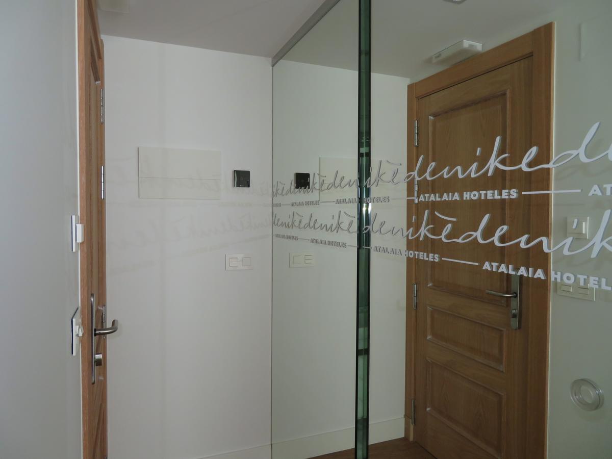 Denike Grupo Atalaia Hotel Сантяго де Компостела Екстериор снимка